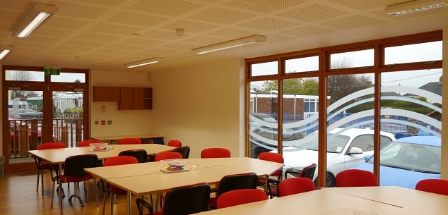 Modular eco teacher training room by The Learning Escape @ Willows primary school Modular eco teacher training room by The Learning Escape @ Willows primary school