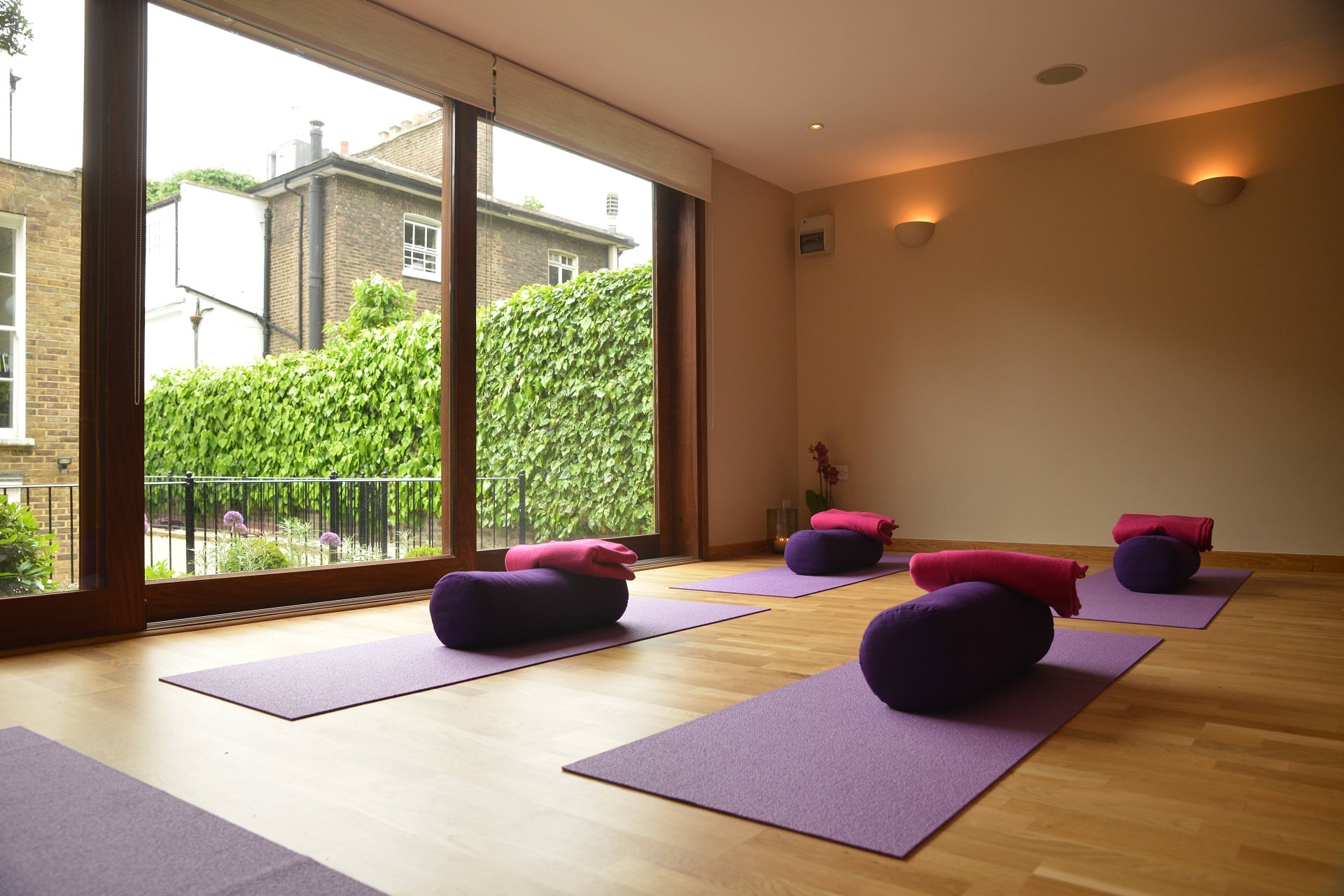 A unique studio where to grow her home yoga business | The ...